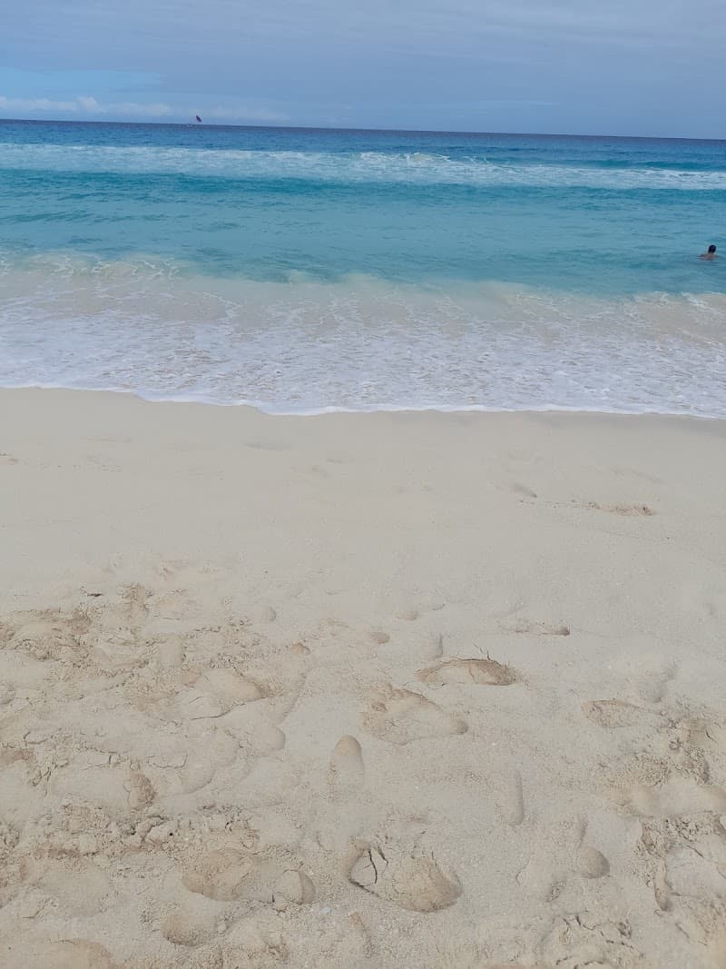 Avenida Kukulcan Walk