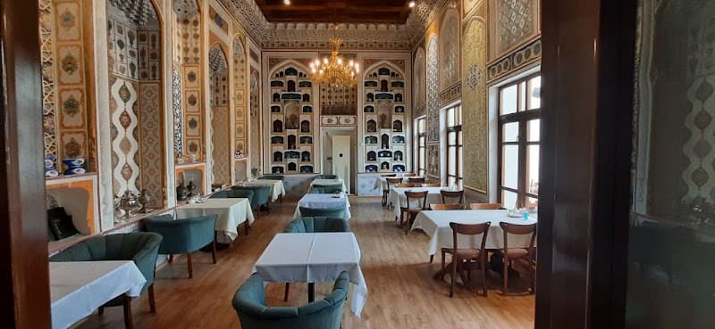Ayvan Restaurant