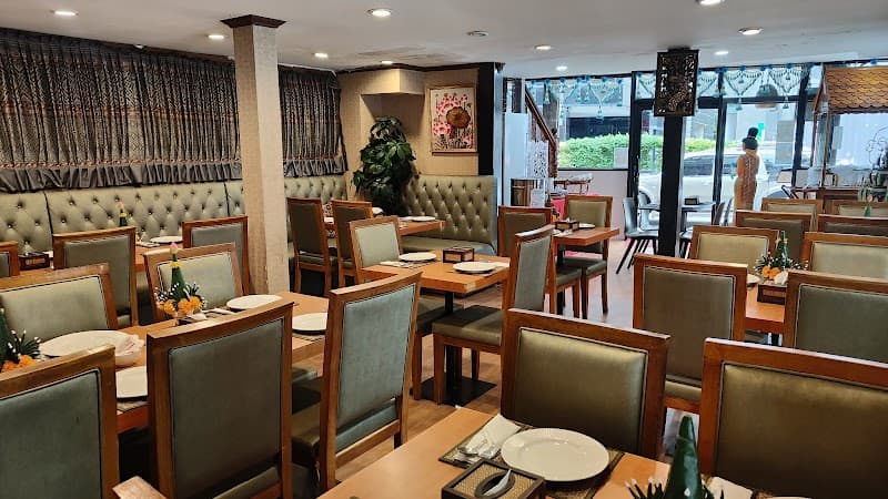 Baan Tassanee Thai Cuisine Halal