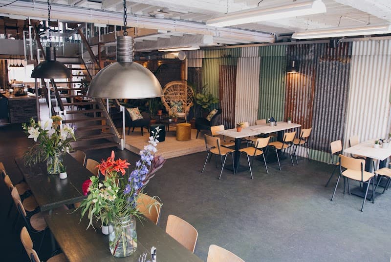 Backyard Café