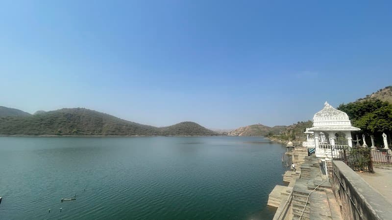 Badi Lake Viewpoint