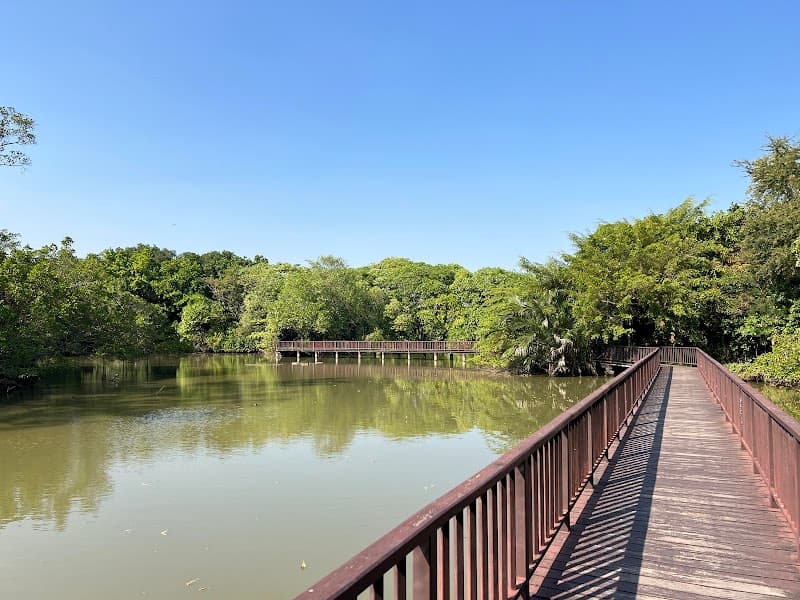 Bang Krachao Cycling and Sri Nakhon Khuean Khan Park
