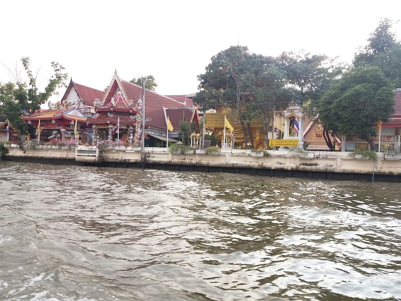 Bangkok Noi Canal Green Lanes Walk