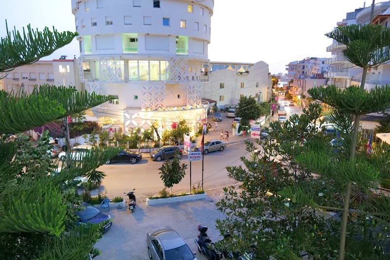 Bar Restaurant Rixhi