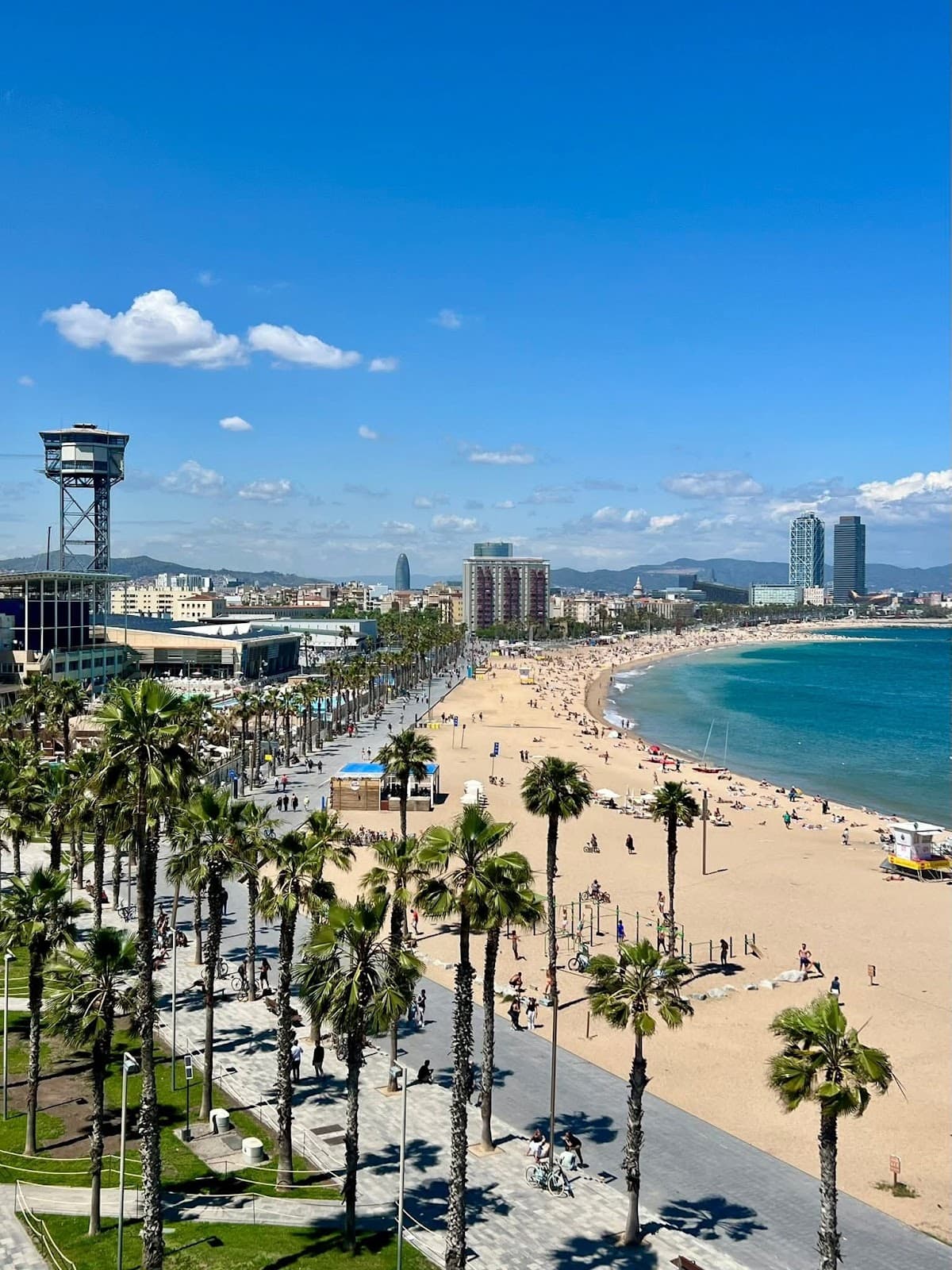 Barceloneta Beach & Kayak Tour