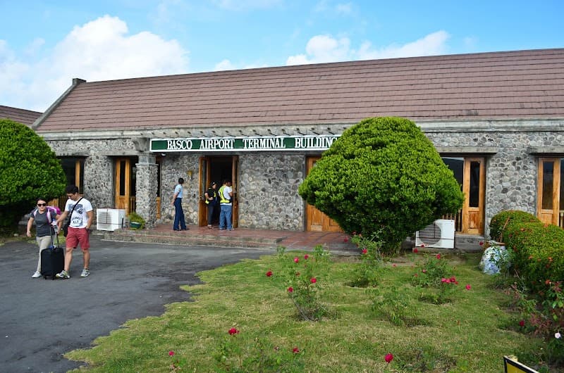 Basco airport snack stop