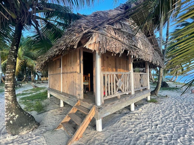Beachside Fish Lunch on Isla Perro