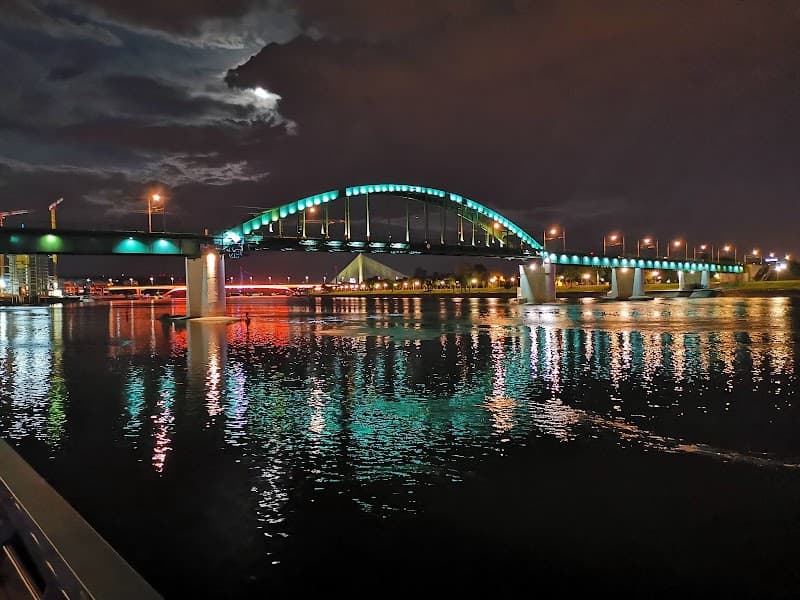 Belgrade Waterfront & Sava Promenada Walk