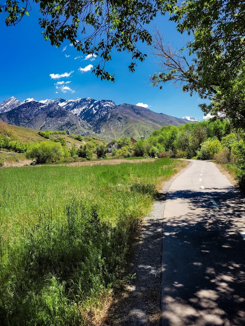 Big Cottonwood Canyon Hike