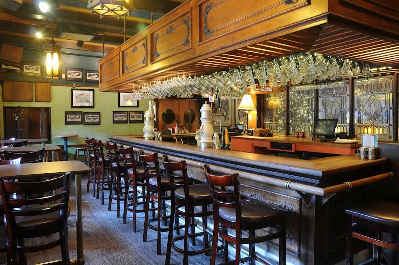 Black Forest Inn (Halal‑friendly picks)