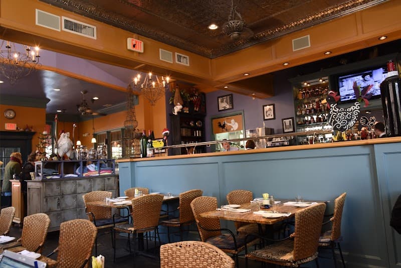 Slow Sips & Historic Bites in Williamsburg
