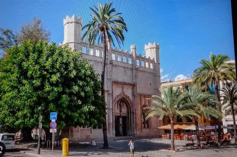 Boutique Hotel in Palma Old Town or La Lonja