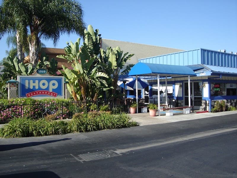 Breakfast at IHOP Anaheim Resort