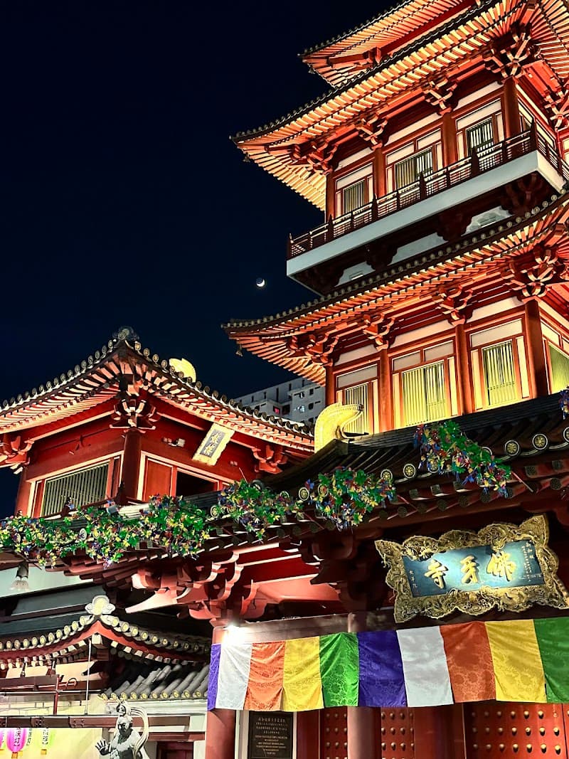Buddha Tooth Relic Temple
