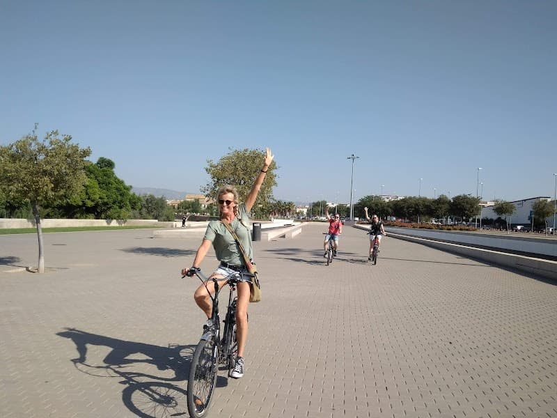 Córdoba Daily Highlights Bike Tour
