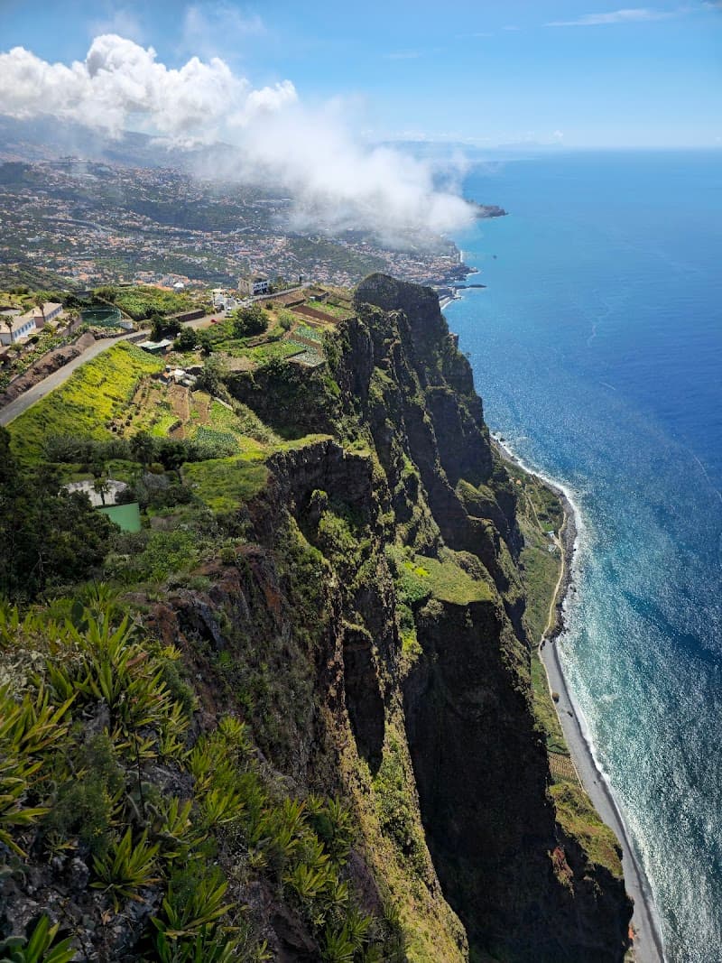Cabo Girão Skywalk Viewpoint