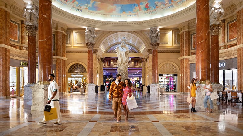 Caesars Forum Shops & Indoor Photography Stroll