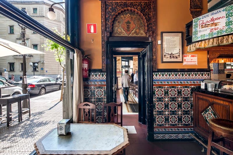 Bilbao's Industrial-Chic Renaissance: Art, Pintxos & Riverfront Discovery