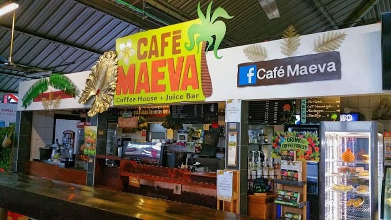 Papeete Weekend: Markets, Jungle Valleys, and Lagoon Calm