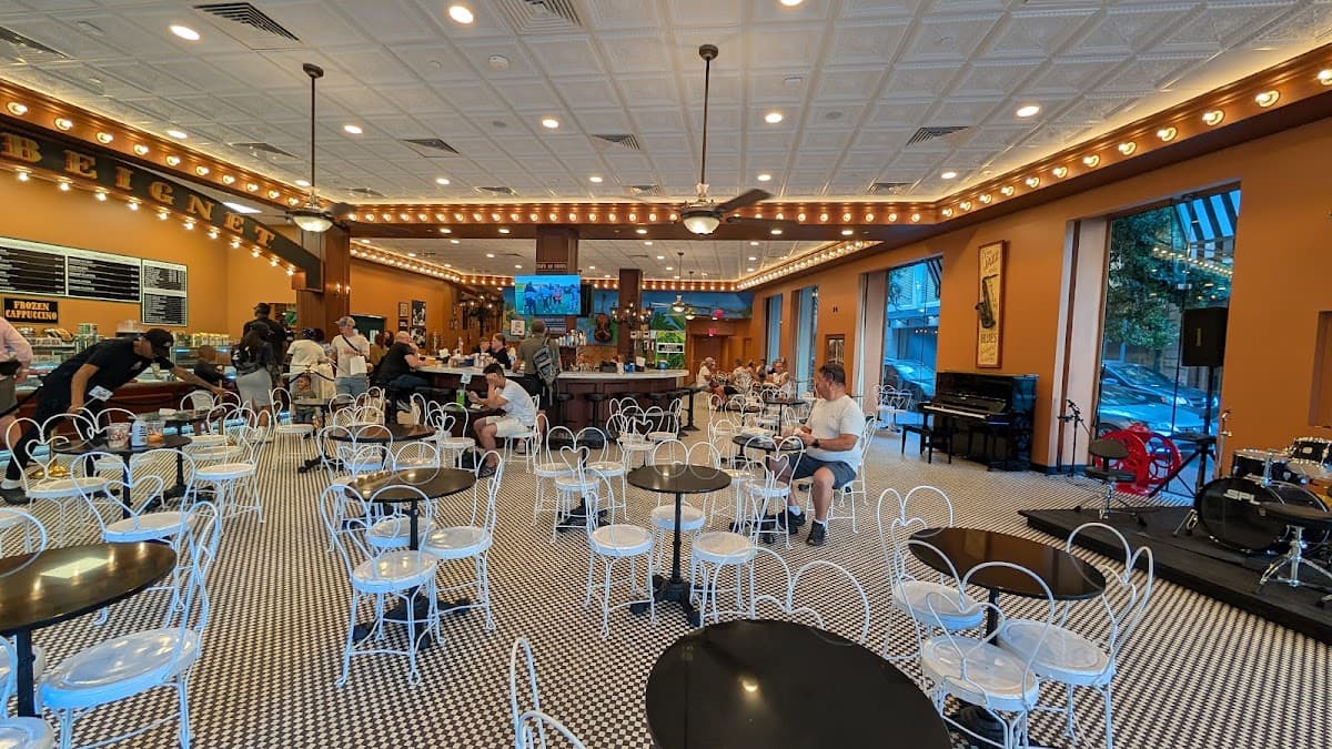 Cafe Beignet