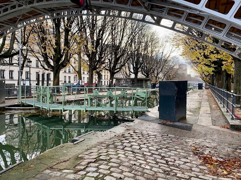 Canal Saint-Martin Neighborhood Stroll