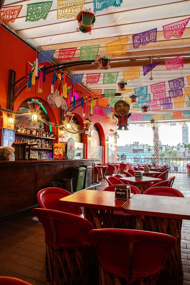 Cantina Tenampa Evening Experience in Plaza Garibaldi