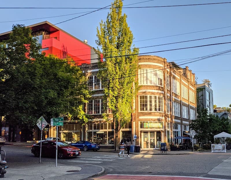 Capitol Hill Shopping Walk
