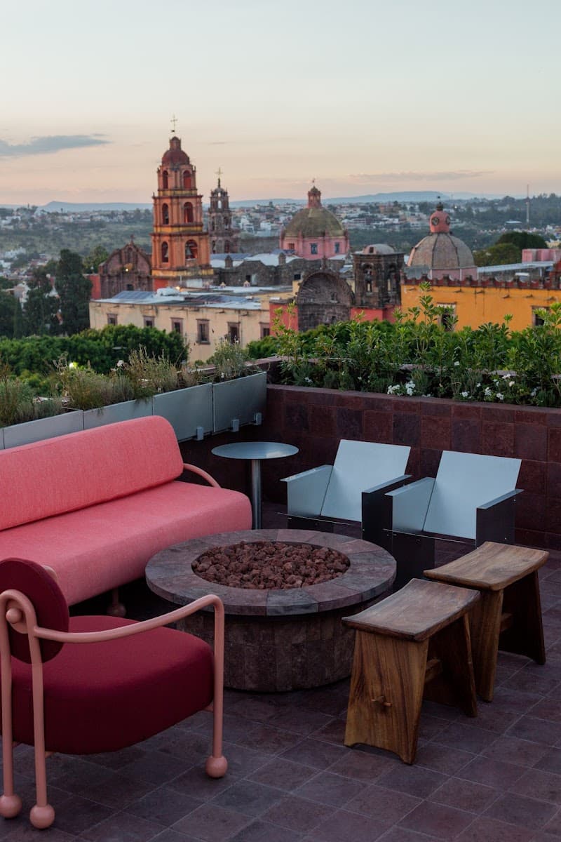 Casa Hoyos