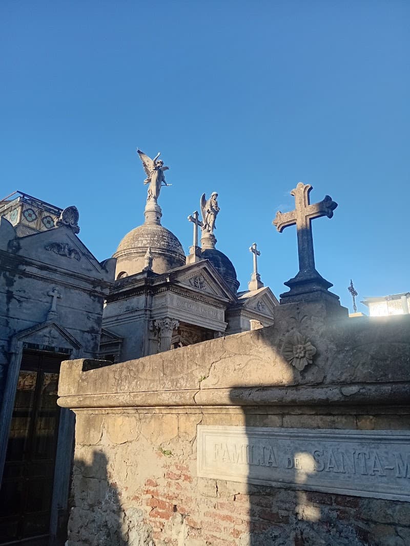Cementerio de la Recoleta (Recoleta Cemetery)