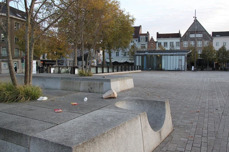 Central Budget Hotel Near ’t Zand