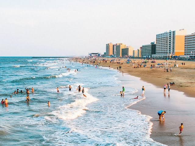 Central Oceanfront Beach & Free Explore