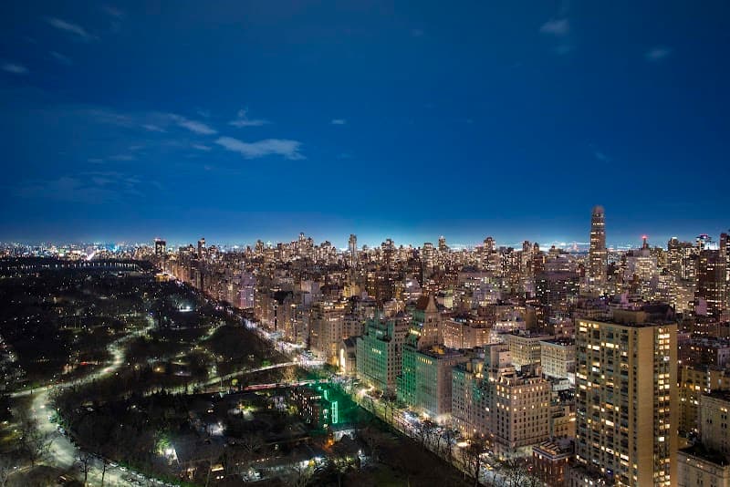 Central Park Stroll (South End)