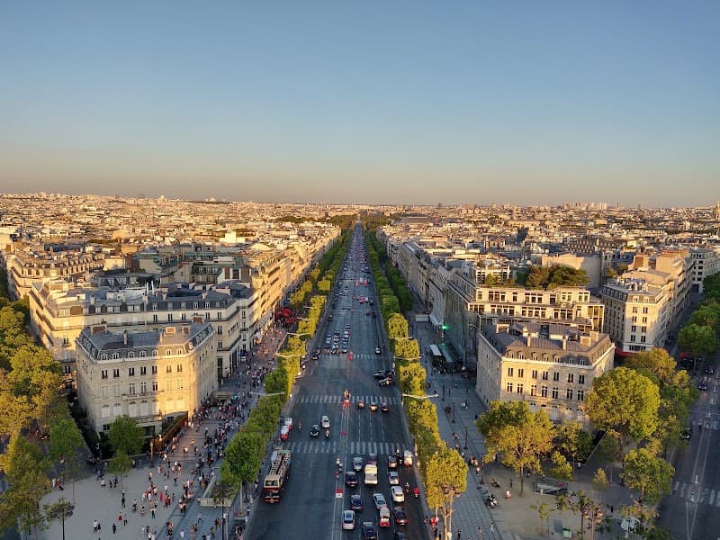 Champs‑Élysées Golden Hour Walk