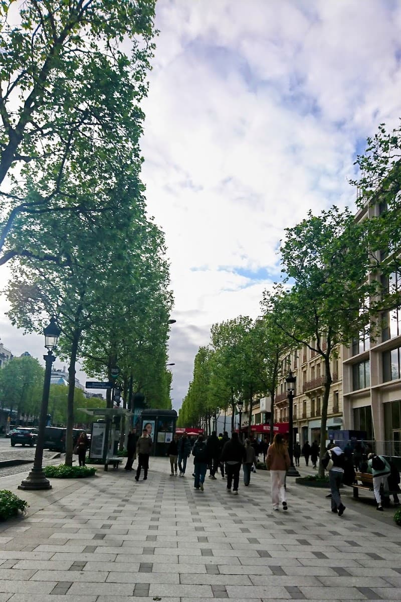 Champs-Élysées Shopping