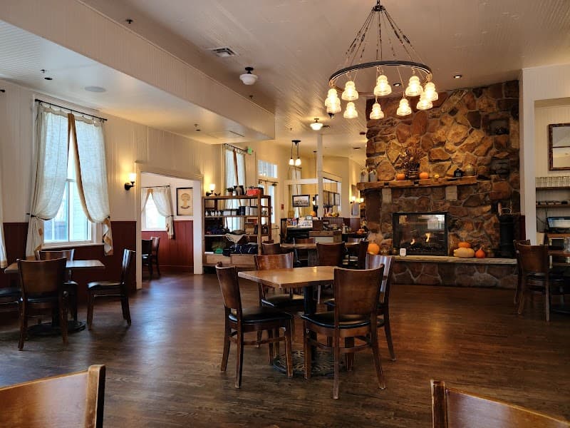 Boulder Adventure Kickoff: Flatirons, Creek, and Local Flavor