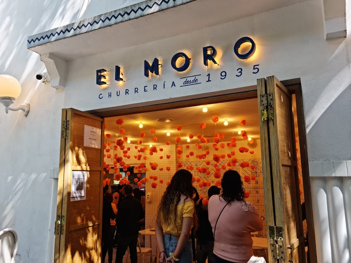 Condesa Weekend: Art Deco Architecture & Gourmet Street Food