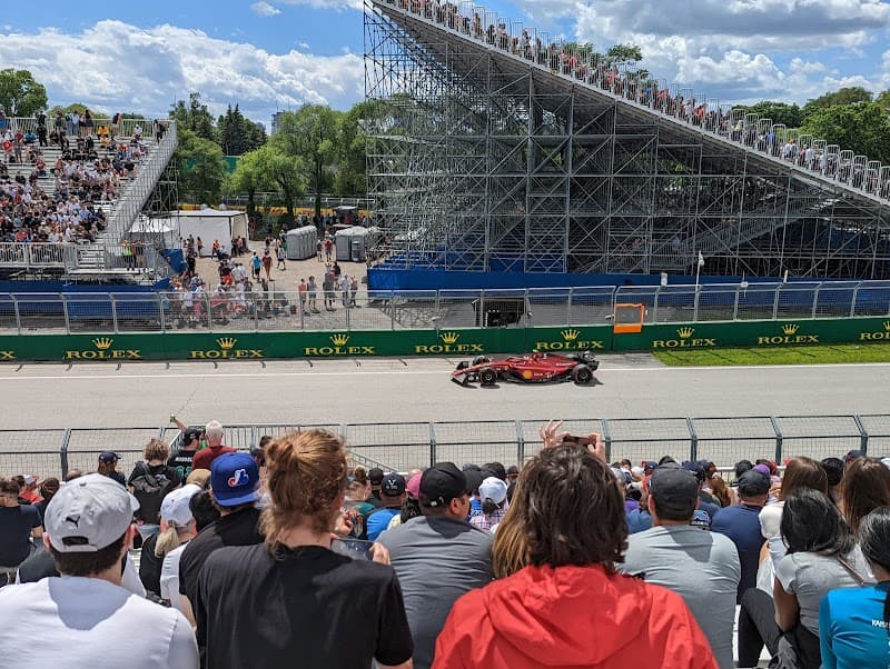 Circuit Gilles-Villeneuve Walk or Bike