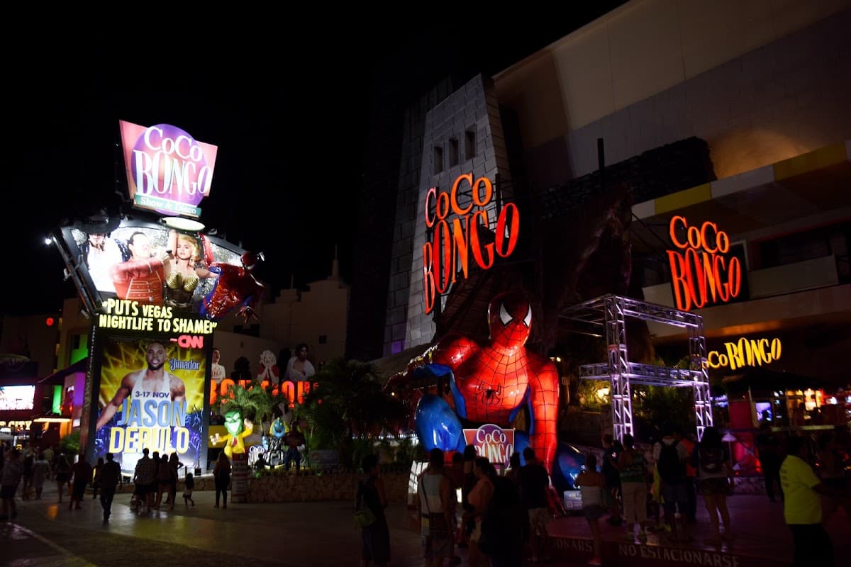 Coco Bongo Pre-Show Dinner