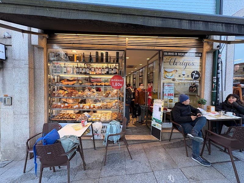 Slow & Romantic Porto: Tiles, Wine & the Atlantic