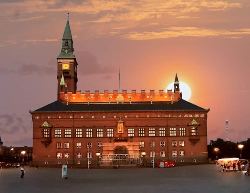Copenhagen City Hall Square & Strøget Walk