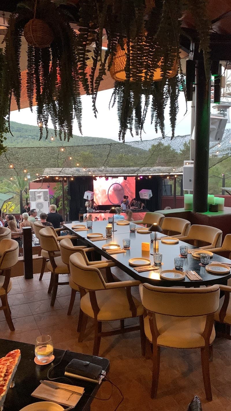 Cova Santa Dinner