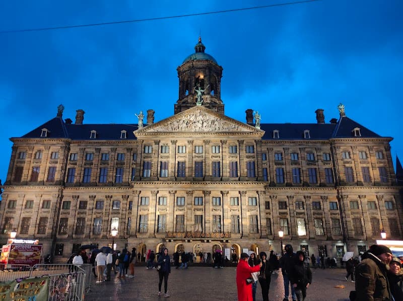 Shoestring Eclectic Amsterdam Day