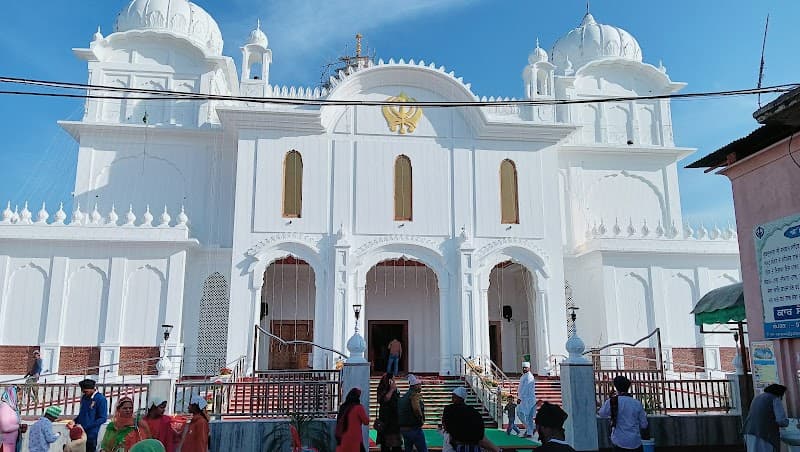 Dera Baba Nanak Temple Complex