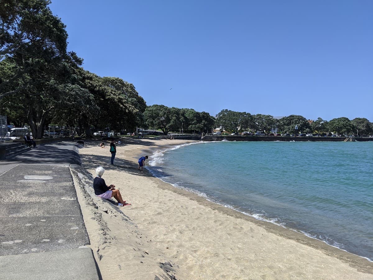 Devonport Beach & Village