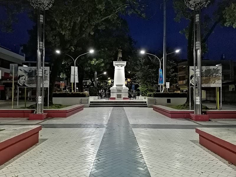 Divisoria Plaza Walk