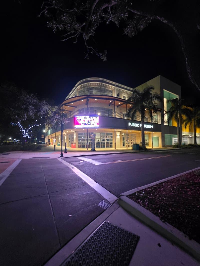 Downtown Bradenton Evening Bars & Nightlife