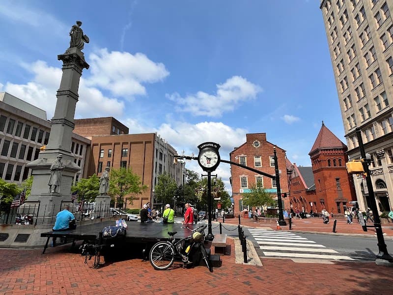 Downtown Lancaster Walk