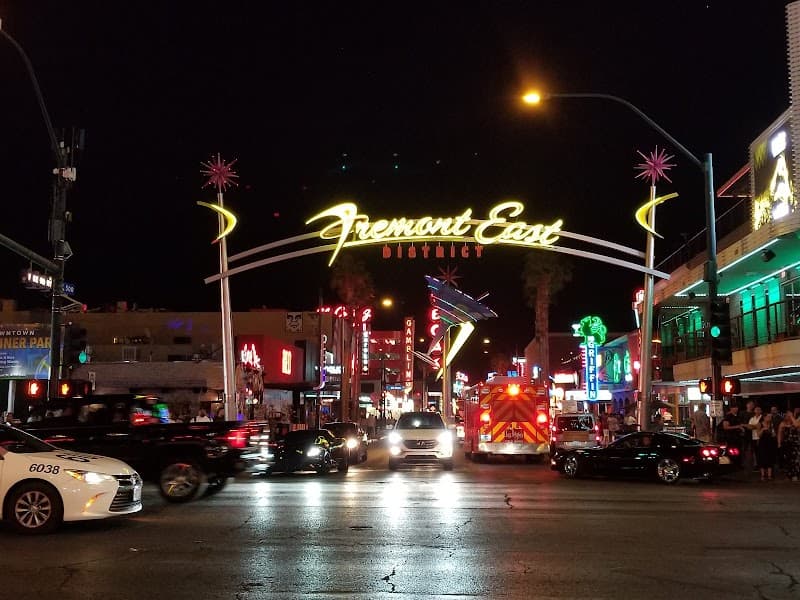 Downtown Live Music Venue (Fremont East corridor bars)