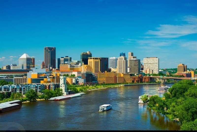 Downtown St. Paul Free-Explore Block