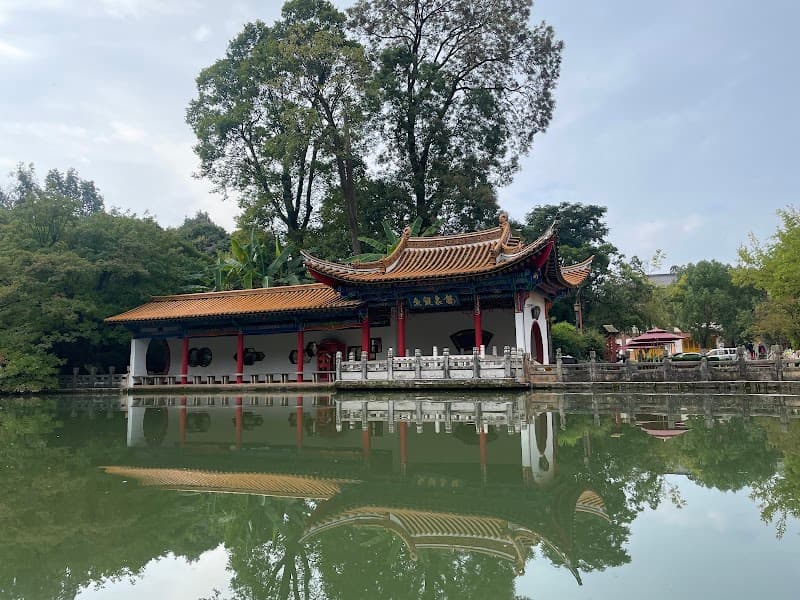 Dragon Gate Grottoes (Longmen)